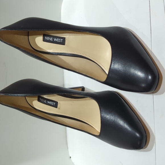 Excellent condition Pumps Nine West Black 7.5 - Picture 2 of 9